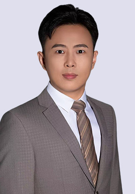 深圳律师周春鹏律师