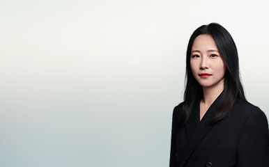  Lawyer Yang Mo