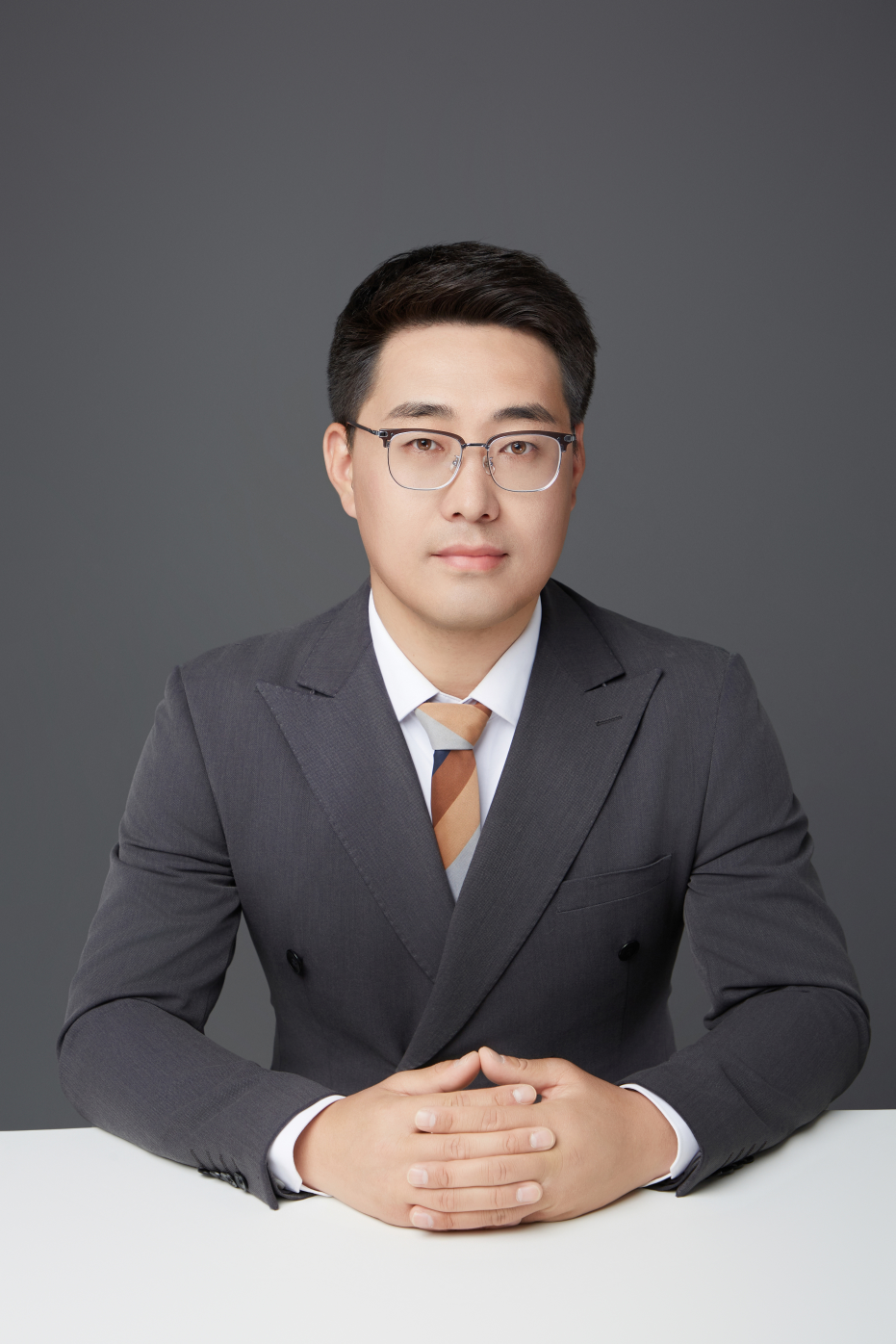 杨俊威律师