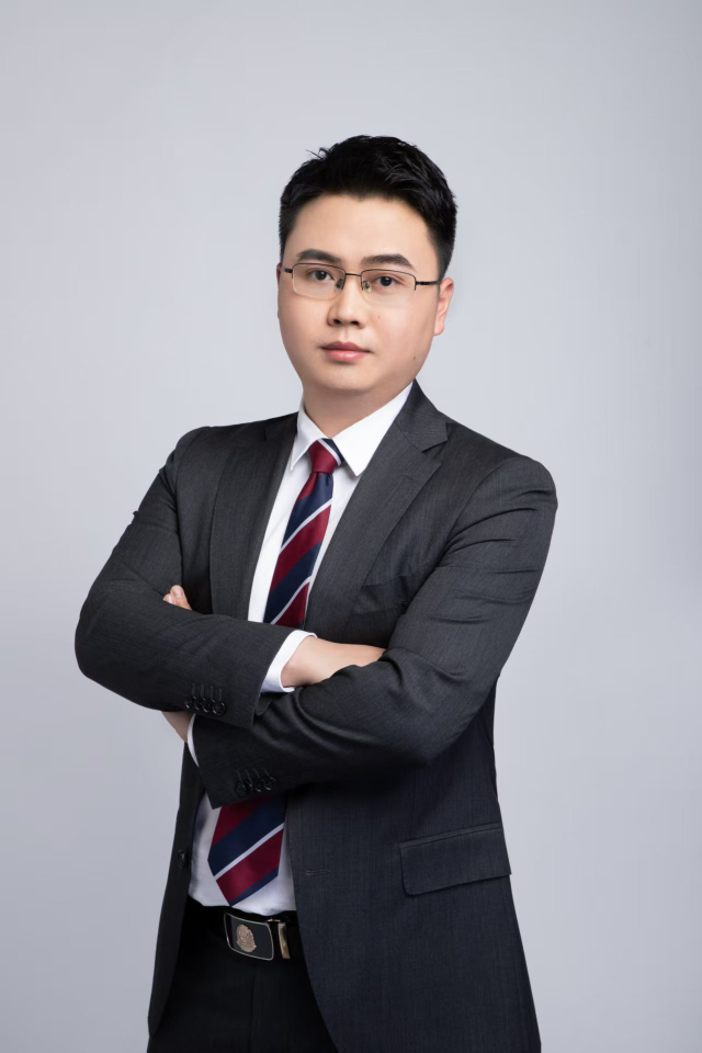 周旭律师律师