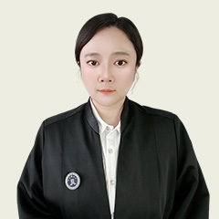 杨文萍律师
