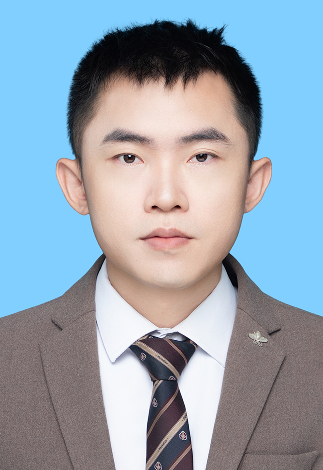 黄启文律师